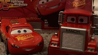 Disney Pixar cars2 Mack hauler+McQueen review