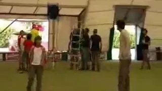 Can YOU Belive this ? Kaka Best Football Trick, Juggling with 2 Balls