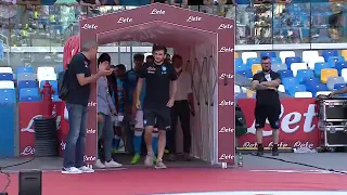 Presentazione SSC Napoli allo stadio Maradona: OVAZIONE dei tifosi per i nuovi acquisti! 💙😍