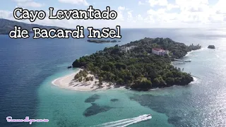 Die Bacardi Insel, Cayo Levantado in der Bucht von Samana