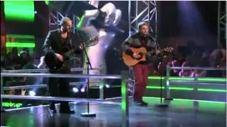 The Voice Norway Battle Rounds - Kjell Ove VS. Shaun - "Side" by Travis