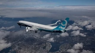 Boeing 737 MAX 9 Completes First Flight