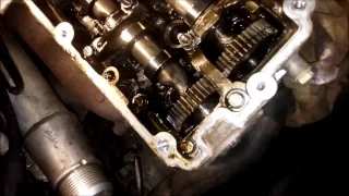 removing the cylinder head of the engine of audi q7 3.0 tdi