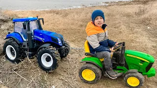 Darius is playing with Tractors in mud and broke a bridge - Road rules for kids