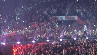 Enrique Iglesias - Bailando - Prague - 18.12.2016