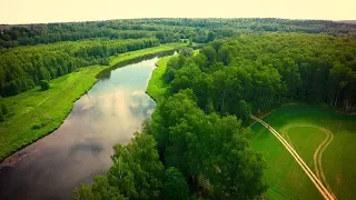 Речка в берегах д. Старо и д. Копцево Рузский район 17 06 2018 г. С высоты птичьего полёта.