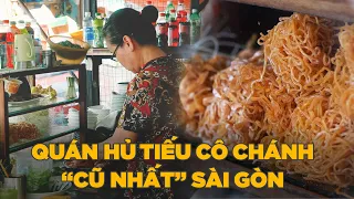 Hàng hủ tiếu “cũ nhất” Sài Gòn: Bán 60 năm, vật dụng lưu giữ qua 3 thập niên!