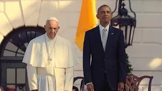 President Obama welcomes Pope Francis to White House