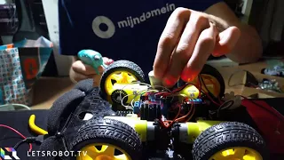 Repairing Harry the robot [LetsRobot.TV]