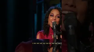 Alicia Keys - Diary (MTV Unplugged) #aliciakeys #diary #mtv #mtvunplugged #rnb #2003 #2000s #singing