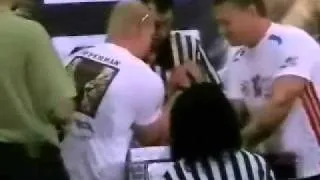 RIGHT ARM TERENCE VS MR JOHN BRZENK.wmv