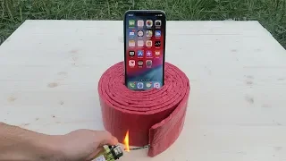 iPhone Xs vs 1000 Firecrackers