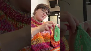 💚💛💜 The GORGEOUS Virus Shawl tutorial is available on our channel 🧣 #crochet #crochettutorial #shawl