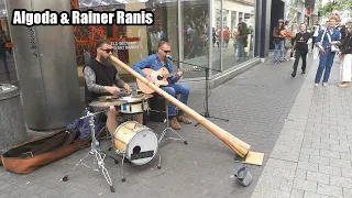 Algoda & Rainer Ranis - Instrumental live performance in the center of Hannover (Germany)