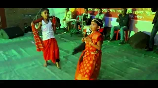 আমার গরুর গাড়িতে । amar gorur garite bou shajiye dance.