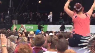 Dolly Parton - Jolene @ Glastonbury 2014