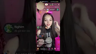 xíu xíu bị sập live