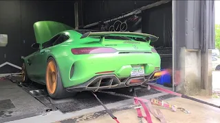 Mercedes AMG GTR Dyno Pulls (Flames!)