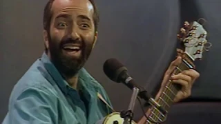 RAFFI - Five Little Ducks - In Concert with the Rise and Shine Band
