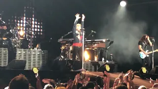 EPIC ENTRANCE! - Bon Jovi - YOU GIVE LOVE A BAD NAME - Sydney DEC 2018