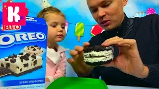 Katy and Dad make a cookie cake