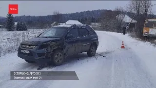 Школьный автобус с первоклашками попал в аварию