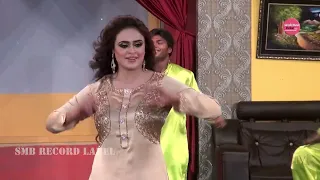 SOBIA KHAN BEAUTIFUL STAGE  PERFORMANCE PUNJABI SONG - LAHORE THEATER - SMB