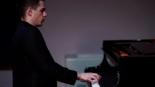 Bach - Prelude and fugue no  1 in C major BWV 846 -  Roland Grlica