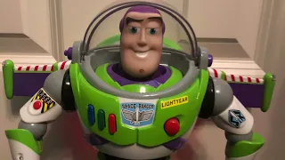 Disney Store Toy Story 4 Buzz Lightyear - No time to explain, attack!