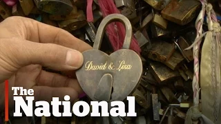 Love locks removed from Paris bridge