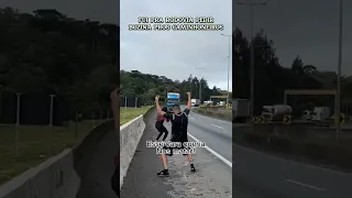 Fui pra rodovia pedir buzina pros caminhoneiros!!