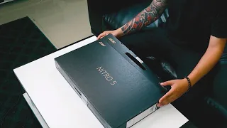 Funniest Unboxing Fail - Macbook Pro Massive Edition