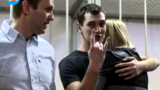 В Замоскворецком суде был объявлен приговор братьям Навальны