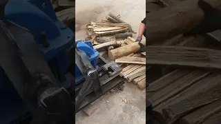 Cutting Firewood Machine