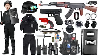Special police weapon unboxing video, M416 , AK-47 rifle, unboxing toy video, gas mask, axe, pistol,