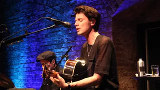 James Bay singing 'Let it Go' live 17/4/2018