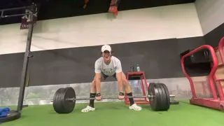 Farting during weight lifting