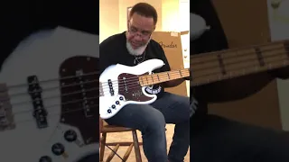 Fender Jazz 5 String Ultra Bass Open Box