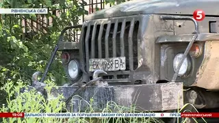 Трагедія на Рівненщині: Колесо від вантажівки вбило пішохода. Подробиці