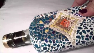 Мозаика из яичной скорлупы| Декор бутылки