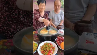 Chinese Burger flying eggs