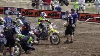 RedBud Practice: Roczen sets holeshot device with foot