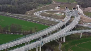 Moin.Moin hier ein kleines Video von der  A44 im Bereich von Wehretal mit Blick zum Trimberg Tunnel