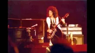 1. Intro/We Will Rock You-Fast (Queen-Live In Rotterdam: 1/30/1979)