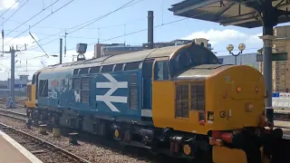 Class 37403 "Isle Of Mull" Enters Newcastle Central