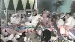 Mein Sadqy Ya Rasool Allah-Owais Raza Qadri At Peshawar 2005