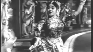 Raja Desingu (Tamil, 1960) - Paal Kadal Alaimele - Padmini Dance