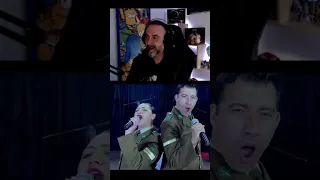 ESPAÑOL SE QUEDA ASOMBRADO AL VER A ESTOS CARABINEROS CANTAR