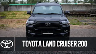 Toyota Land Cruiser 200 Executive Black | Automakeup