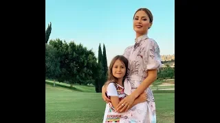 Вика Боня и ее дочка Анджелина в Испании ))